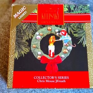 Hallmark Keepsake Chris Mouse Wreath 1990